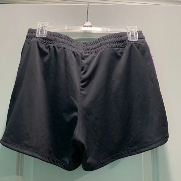 NIKE SIZE SMALL BRAND NEW ATHLETIC SHORTS - Picture 3 of 6